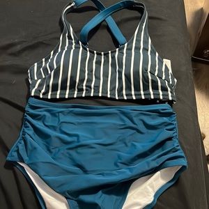 Cupshe Bikini with high waisted bottoms